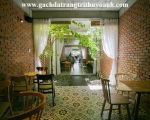 Trang trí tường bằng gạch cổ
