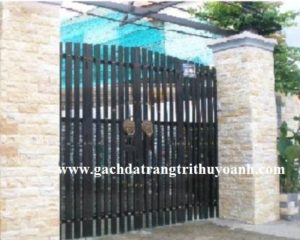 Đá bóc hồng ốp cột cổng