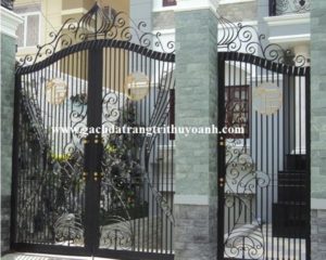Tạo điểm nhấn cho cổng bằng đá xanh hải dương phẳng