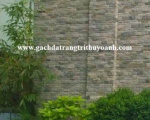 Tô điểm cho bức tường bằng đá vân gỗ lồi